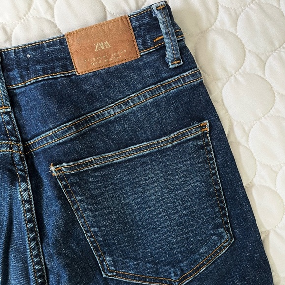 ZARA jeans - Picture 2 of 2